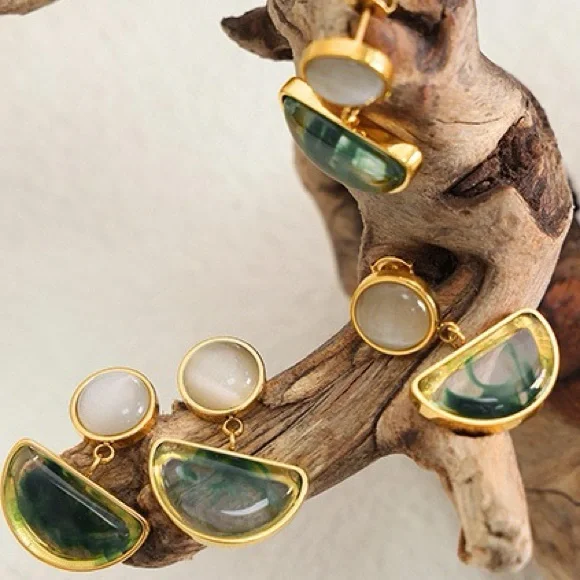 TWO PAIR FOR $55💎*Unique Abstract 18K Gold Plated Resin Drop Earrings*ML - Picture 10 of 11